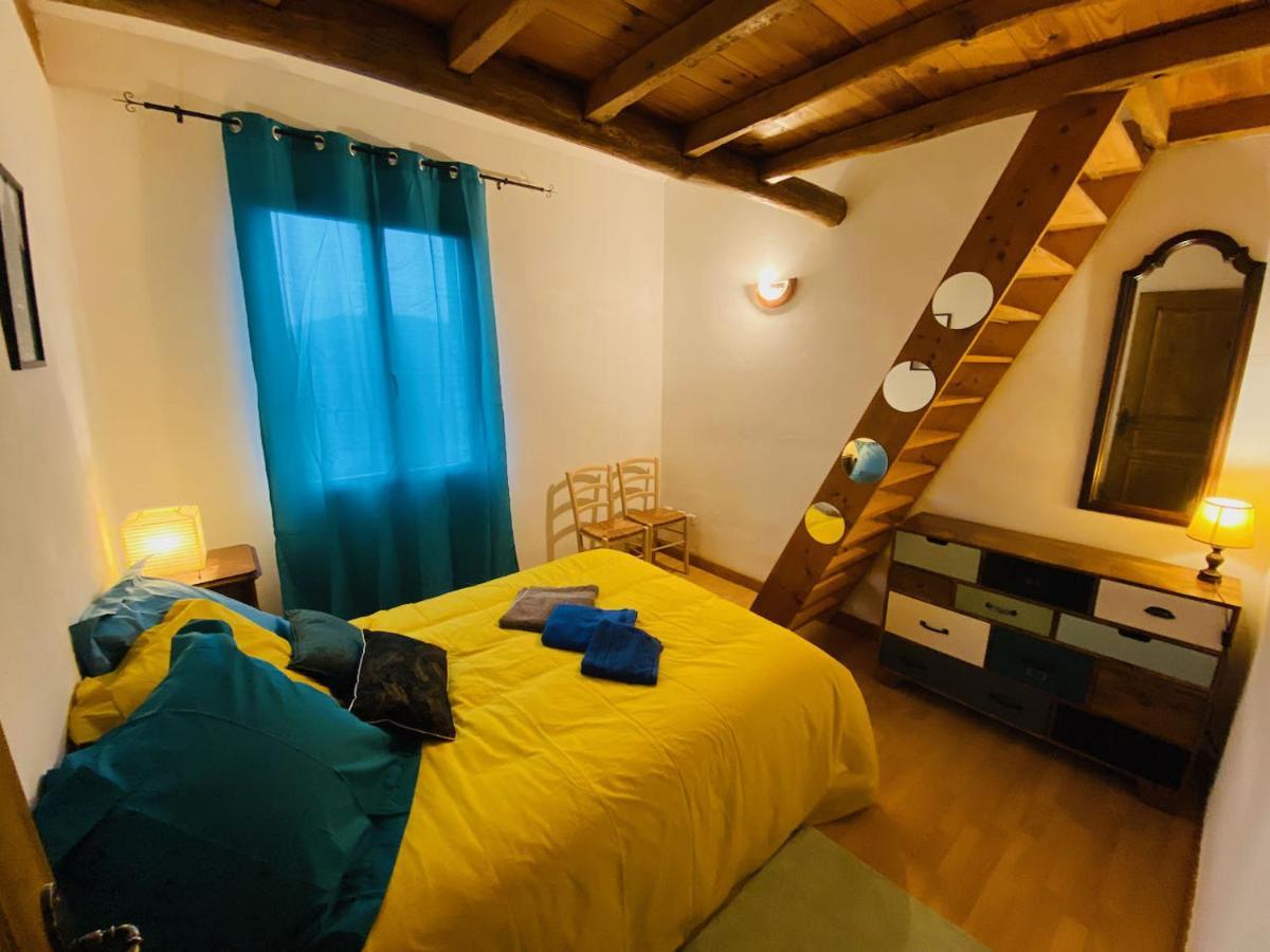 Maison Lgbt Des Monts Bleus Saint-Roman-de-Tousque Εξωτερικό φωτογραφία