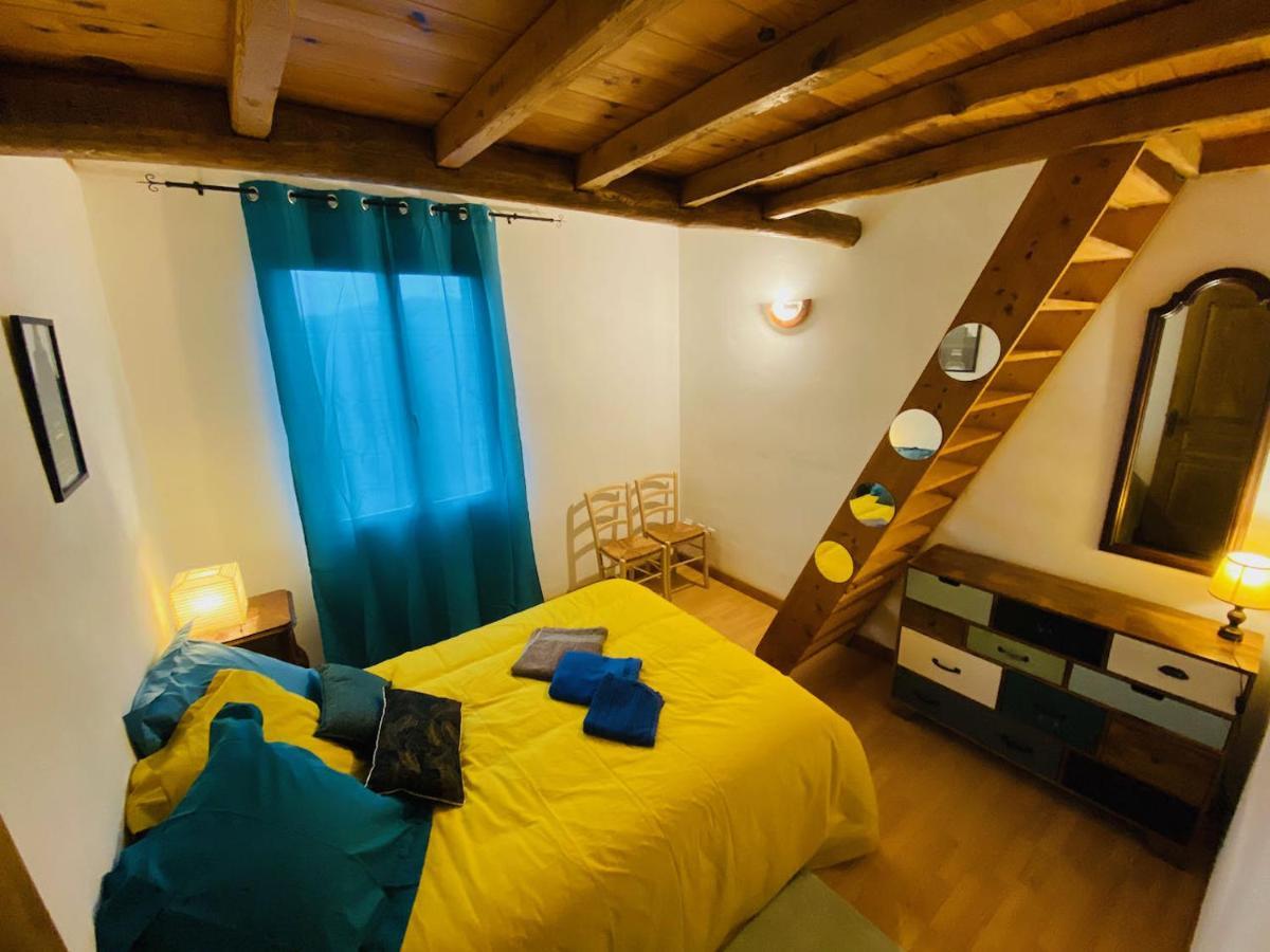 Maison Lgbt Des Monts Bleus Saint-Roman-de-Tousque Εξωτερικό φωτογραφία
